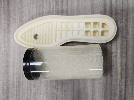 Модифицированные устойчивые к ультрафиолету и желтованию гранулы ТПУ доступны для прямой продажи на заводе