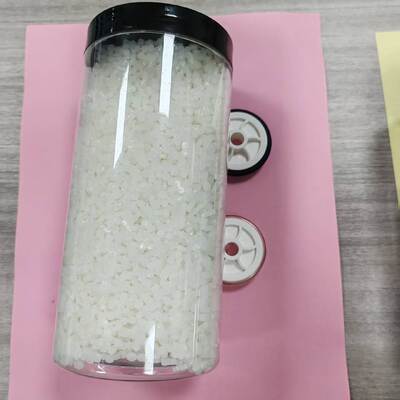 Модифицированные устойчивые к ультрафиолету и желтованию гранулы ТПУ доступны для прямой продажи на заводе